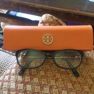 Tory Burch cat eye shape glasses